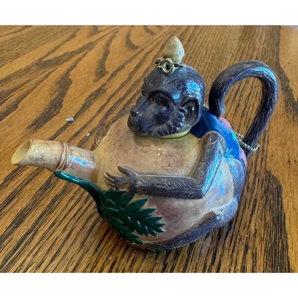 NiNi Miniature Monkey Teapot Hand-Painted Resin Mini Trinket Holder - Picture 1 of 4
